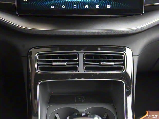 比亚迪 秦PLUS 2021款 DM 基本型