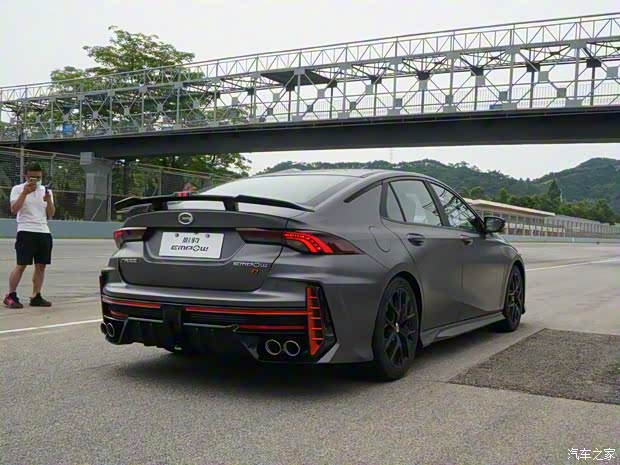 廣汽乘用車 影豹 2022款 270T 影豹J16 R-style賽道版