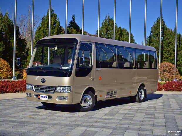 宇通客車 宇通T7 2021款 3.5T汽油自動(dòng)公務(wù)版35LGTDI