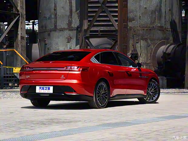 比亚迪 汉 2020款 EV 四驱高性能版旗舰型