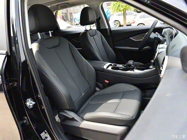 東風(fēng)風(fēng)行 風(fēng)行T5 EVO 2023款 狂飚版 1.5TD DCT鉑金款