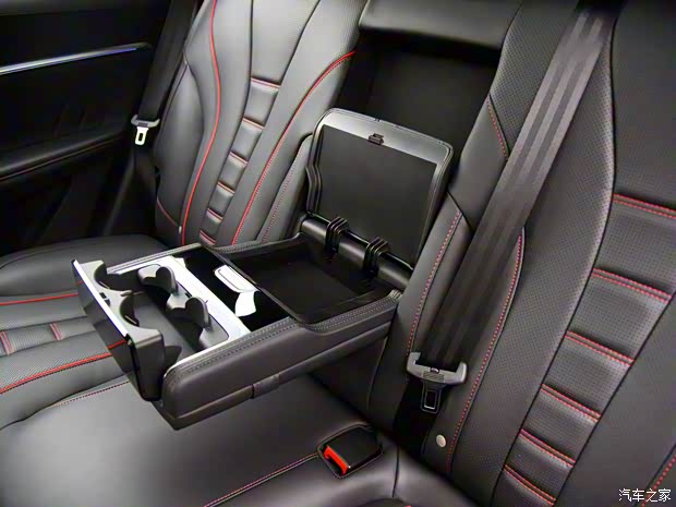 上汽集團 榮威RX5 MAX 2022款 300TGI 基本型