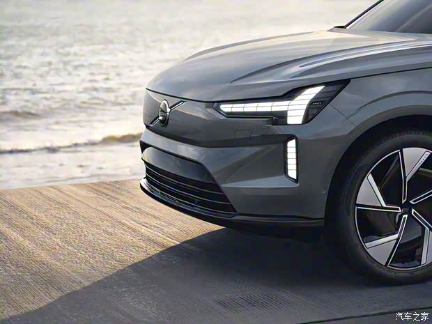 沃爾沃(進(jìn)口) 沃爾沃EX90 2023款 基本型