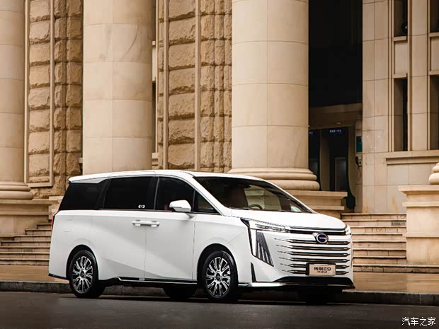 广汽乘用车 传祺E9 2023款 2.0TM 插电混动基本型 广汽乘用车 传祺E9 2023款 2.0TM 插电混动基本型