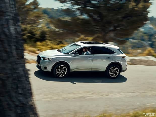 雪铁龙(进口) DS 7(海外) 2018款 Crossback E-Tense 4x4