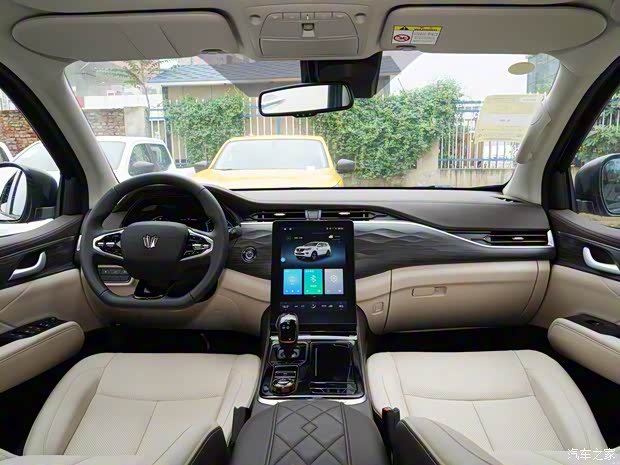 郑州日产 帕拉丁 2023款 2.0T 四驱智享版 郑州日产 帕拉丁 2023款 2.0T 四驱智享版