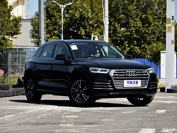 一汽-大眾奧迪 奧迪Q5L 2018款 40 TFSI 榮享時尚型 國VI