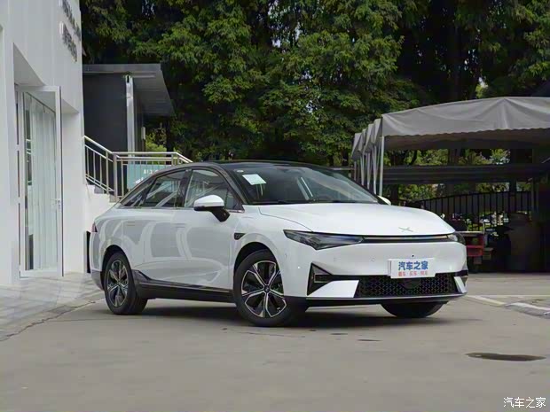 小鹏汽车 小鹏P5 2022款 550P 小鹏汽车 小鹏P5 2022款 550P