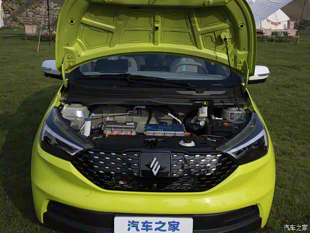 江鈴集團(tuán)新能源 易至EV3 2023款 青春版 320KM 豪華版