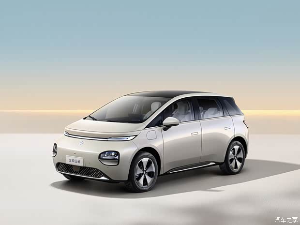 上汽通用五菱 宝骏云朵 2023款 基本型 上汽通用五菱 宝骏云朵 2023款 基本型