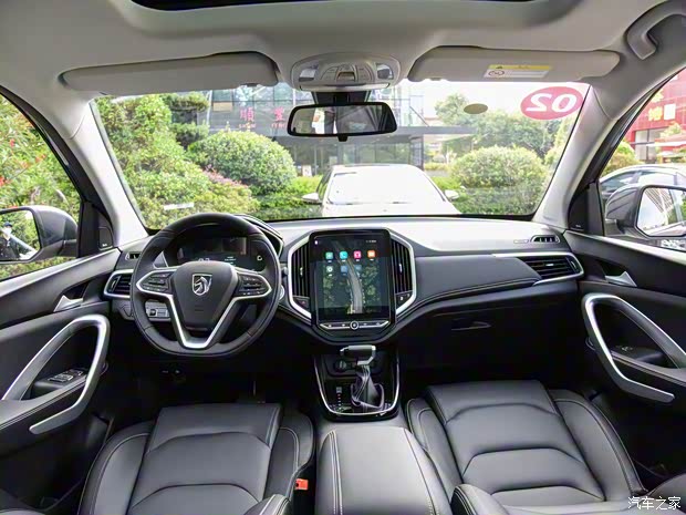 上汽通用五菱 寶駿530 2020款 1.5T CVT全球車周年紀(jì)念版 7座 上汽通用五菱 寶駿530 2020款 1.5T CVT全球車周年紀(jì)念版 7座