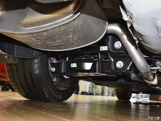 捷尼赛思 捷尼赛思G70 2022款 2.0T 四驱旗舰型