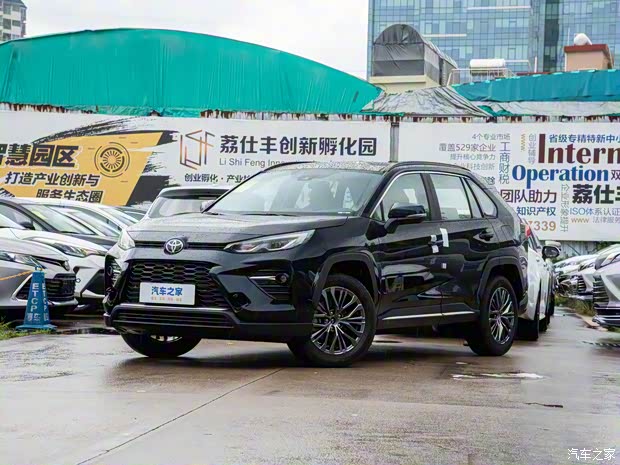 廣汽豐田 威蘭達(dá) 2023款 2.0L CVT兩驅(qū)豪華PLUS版