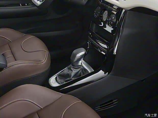 雪鐵龍(進(jìn)口) DS 3 2018款 Café Racer限量版