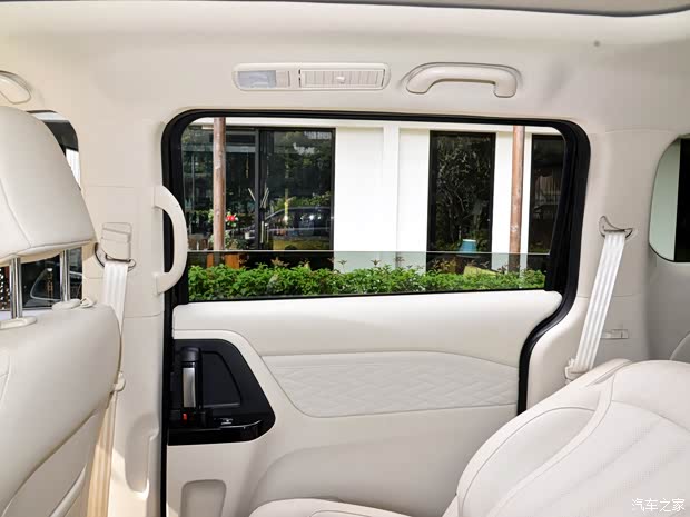 长安汽车 欧尚COSMOS(科尚) 2019款 1.5T 手动旗舰型 长安汽车 欧尚COSMOS(科尚) 2019款 1.5T 手动旗舰型