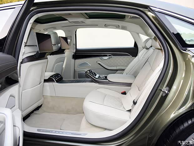 奥迪(进口) 奥迪A8 2022款 A8L Horch创始人版 奥迪(进口) 奥迪A8 2022款 A8L Horch创始人版