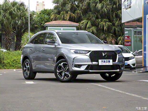 長安標(biāo)致雪鐵龍 DS 7 2020款 45THP 里沃利版 長安標(biāo)致雪鐵龍 DS 7 2020款 45THP 里沃利版