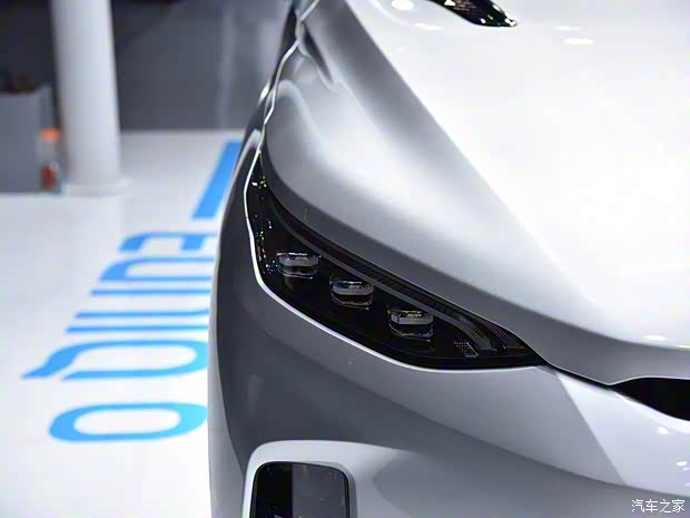 上汽大通 上汽MAXUS EUNIQ 6 2019款 基本型