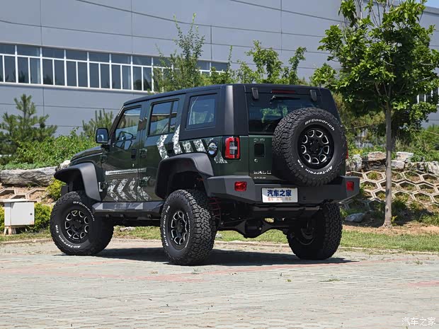 北京越野 北京BJ40 2020款 2.3T 自动四驱雨林穿越版 北京越野 北京BJ40 2020款 2.3T 自动四驱雨林穿越版