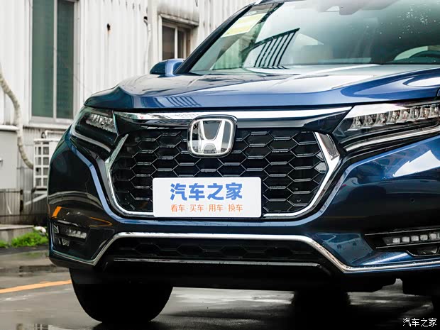 東風(fēng)本田 本田UR-V 2023款 370TURBO 四驅(qū)尊享版