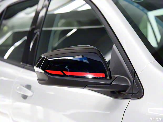 上汽通用雪佛兰 探界者 2018款 550T Redline版