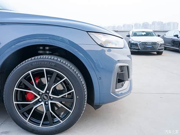 一汽-大眾奧迪 奧迪Q5L 2022款 40 TFSI RS套件燃速型