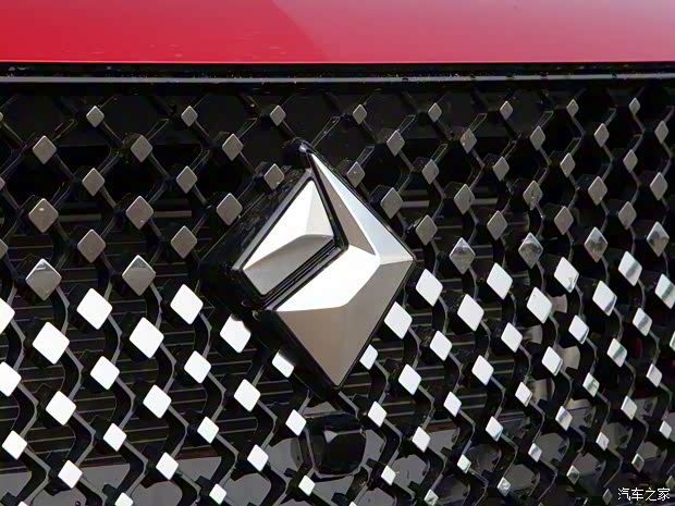 上汽通用五菱 新寶駿RC-6 2019款 1.5T 手動(dòng)24小時(shí)在線(xiàn)精英型