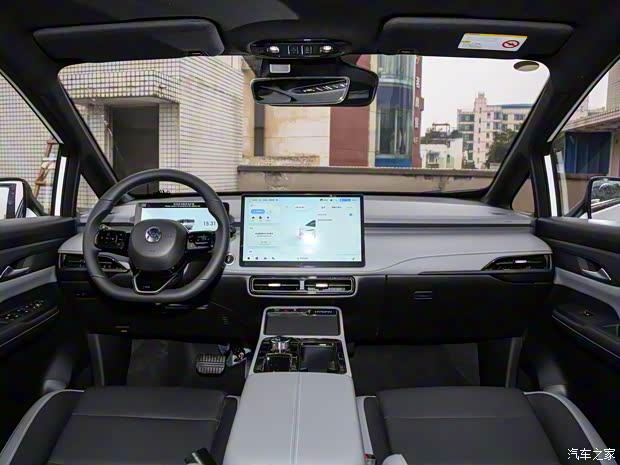 合創(chuàng)汽車 合創(chuàng)Z03 2022款 潮智版 620km