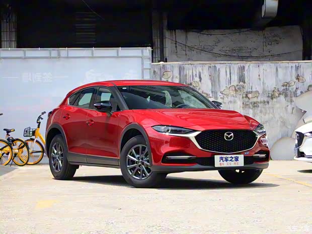 一汽馬自達(dá) 馬自達(dá)CX-4 2021款 2.0L 自動(dòng)兩驅(qū)藍(lán)天青春版