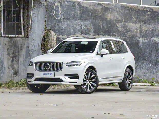 沃爾沃(進口) 沃爾沃XC90 2024款 B6 智逸豪華版 7座
