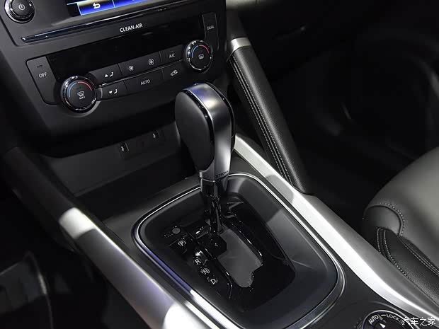 东风雷诺 科雷嘉 2019款 基本型