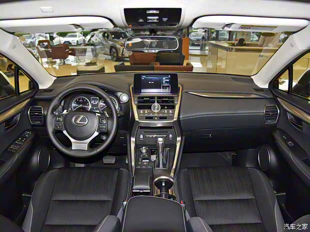 雷克萨斯 雷克萨斯NX 2020款 200 前驱 锋行版 国VI 雷克萨斯 雷克萨斯NX 2020款 200 前驱 锋行版 国VI