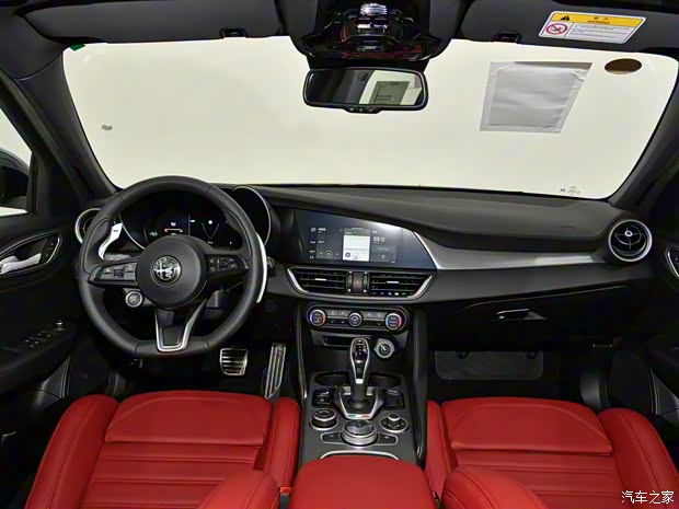 阿尔法·罗密欧 Giulia朱丽叶 2023款 2.0T 280HP 赛道版