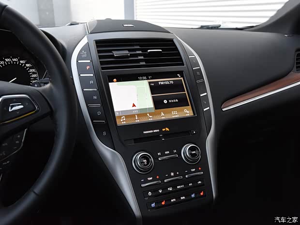 林肯 林肯MKC 2019款 2.0T 四驱尊雅版 国V