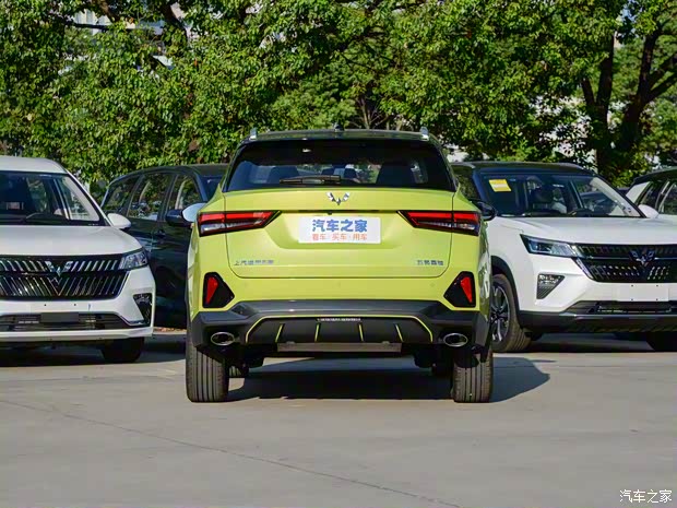 上汽通用五菱 五菱星馳 2022款 1.5T CVT基本型