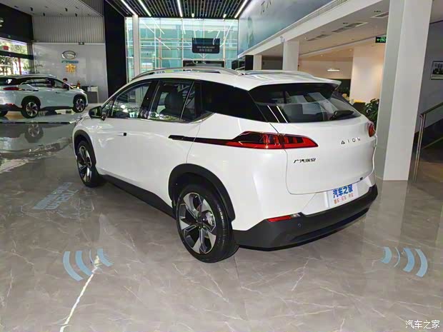 广汽埃安 AION V 2021款 Plus 80 智享科技版 三元锂 广汽埃安 AION V 2021款 Plus 80 智享科技版 三元锂