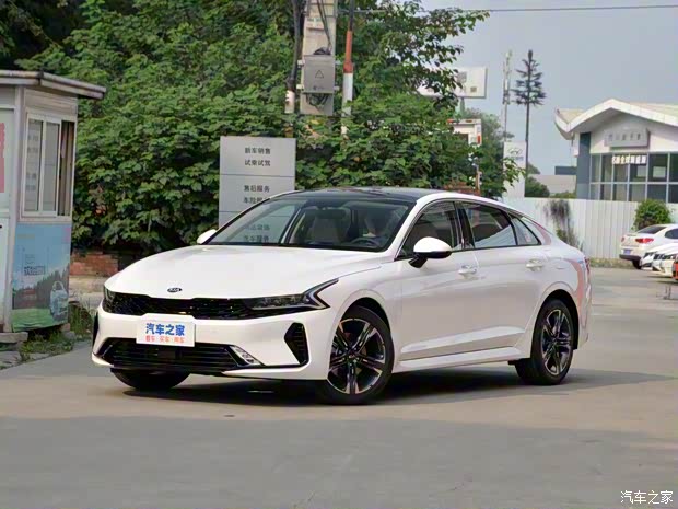 东风悦达起亚 K5凯酷 2020款 1.5T DCT高配版