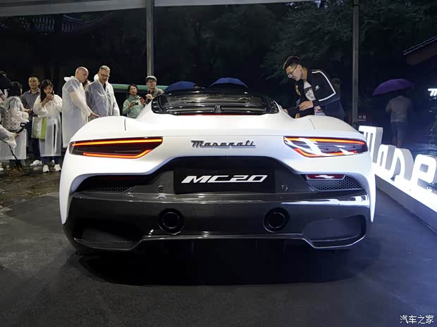 瑪莎拉蒂 瑪莎拉蒂M(fèi)C20 2020款 3.0T 標(biāo)準(zhǔn)版