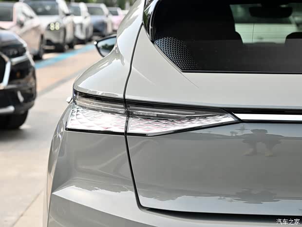 DS(進(jìn)口) DS 4 2023款 1.6T 基本型