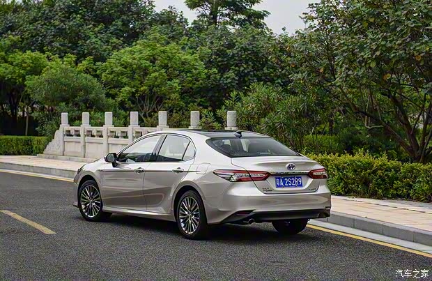 广汽丰田 凯美瑞 2018款 2.5HQ 旗舰版
