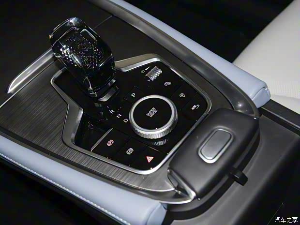 奇瑞汽车 欧萌达 2022款 1.6TGDI DCT高维版