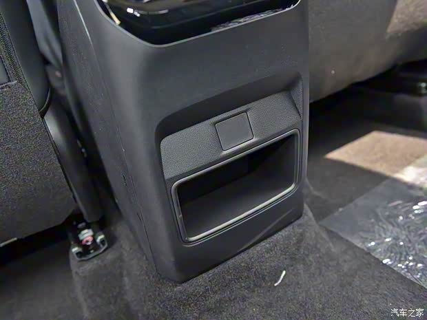 東風(fēng)風(fēng)行 風(fēng)行T5 EVO 2023款 狂飚版 1.5TD DCT鉑金款