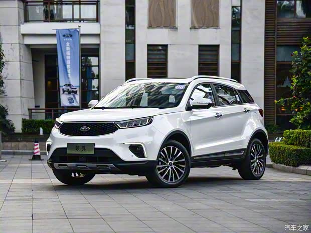 江鈴福特 領(lǐng)界 2019款 EcoBoost 145 CVT 48V尊領(lǐng)型PLUS