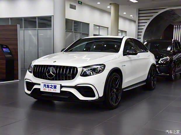 梅赛德斯-AMG 奔驰GLC AMG 2018款 AMG GLC 63 S 4MATIC+ 轿跑SUV 梅赛德斯-AMG 奔驰GLC AMG 2018款 AMG GLC 63 S 4MATIC+ 轿跑SUV