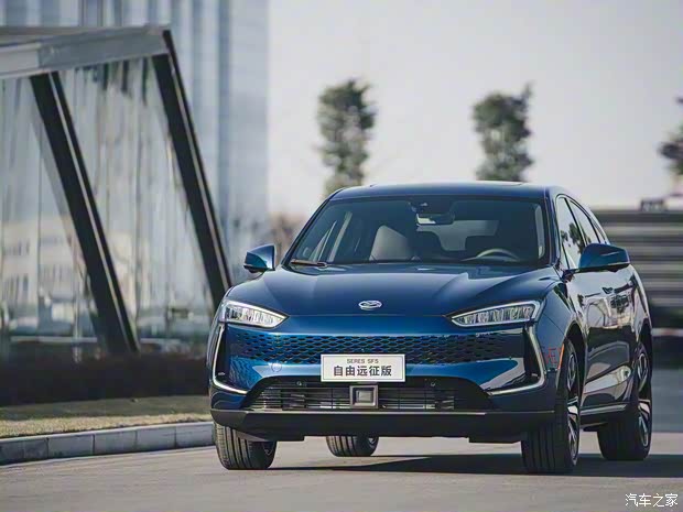 金康赛力斯 赛力斯SF5 2021款 四驱自由远征版