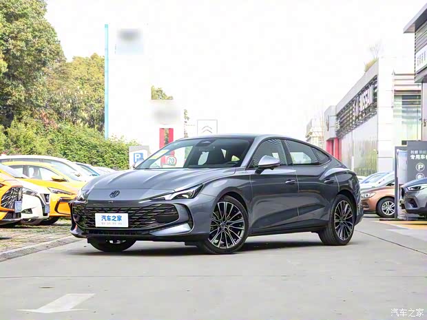 上汽集团 MG7 2023款 2.0T 自动猎美奢享版 上汽集团 MG7 2023款 2.0T 自动猎美奢享版