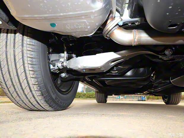 东风本田 本田UR-V 2017款 240TURBO 两驱豪华版 国VI