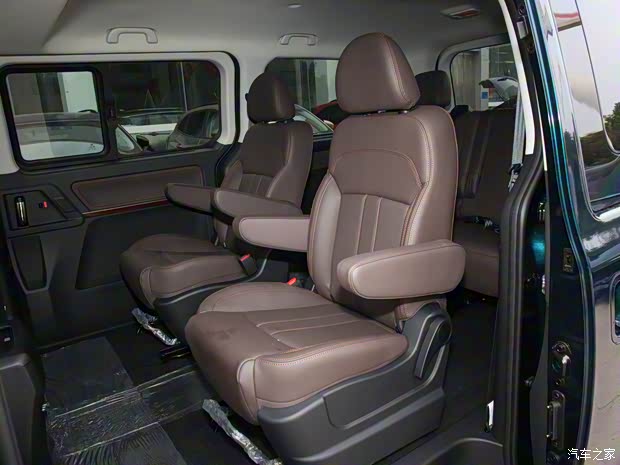 东风风行 菱智PLUS 2021款 旅行版