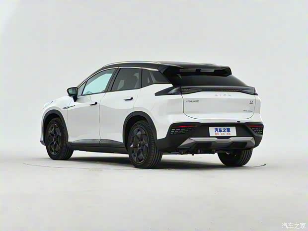 广汽埃安 AION LX 2022款 PLUS 双电机版 广汽埃安 AION LX 2022款 PLUS 双电机版