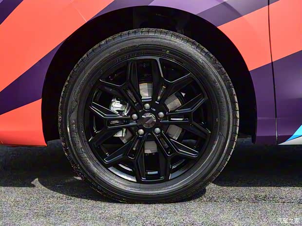 東風(fēng)風(fēng)行 風(fēng)行T5 EVO 2020款 基本型